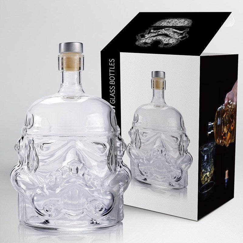 Storm Trooper Helmet Whiskey Decanter and glasses