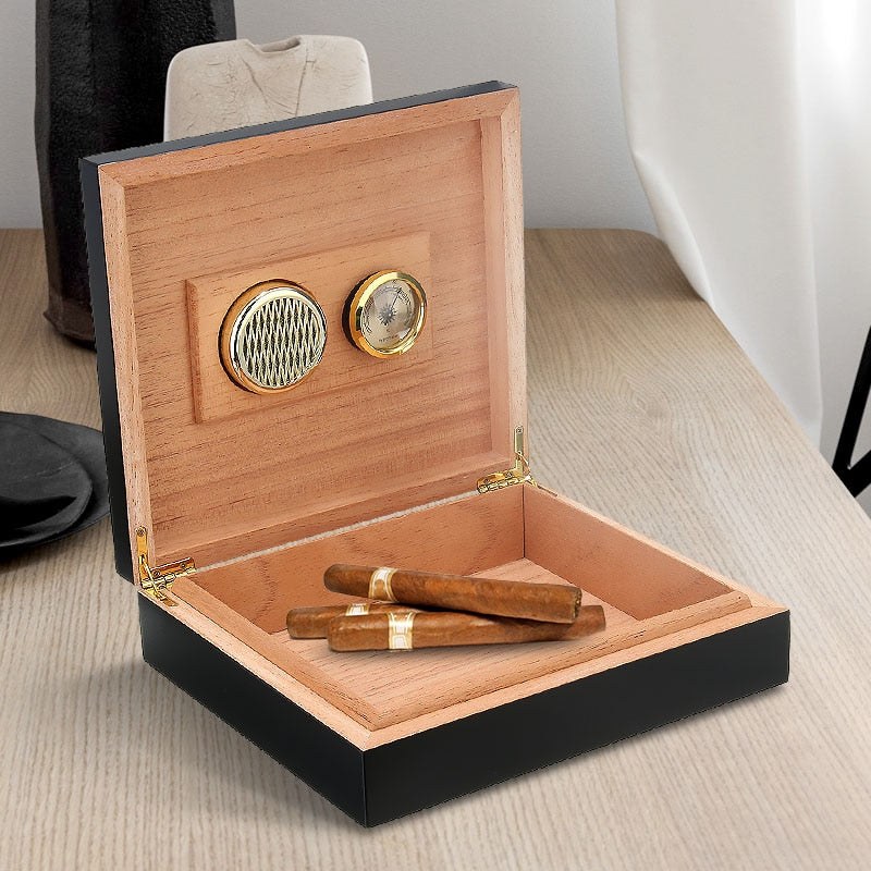 20-25 Count Black Cedar Wood Lined Cigar Humidor With Hygrometer and Humidifier